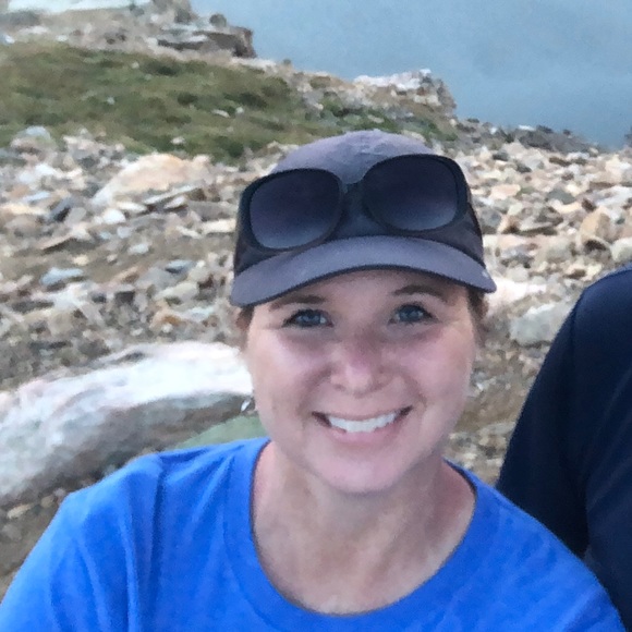 Meet your Posher, Traci - Picture 1 of 1